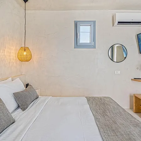 Paradeisos Apartmán Karterados (Santorini)