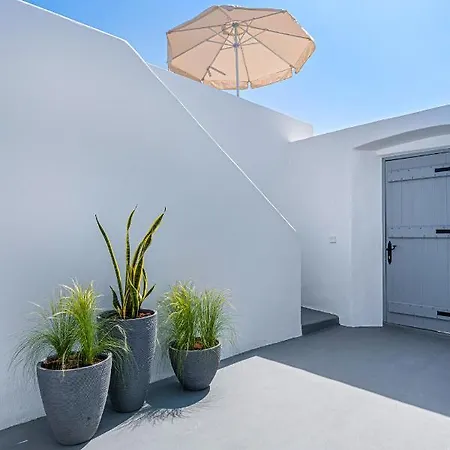 Paradeisos Apartmán Karterados (Santorini)